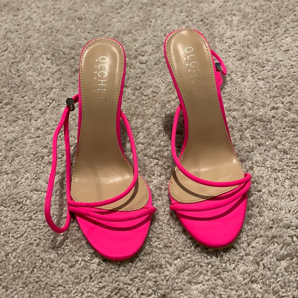 Hot pink heels!